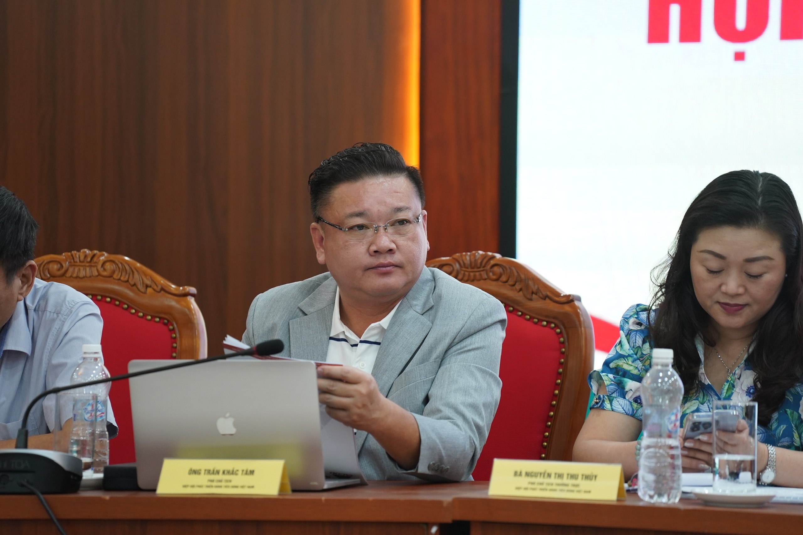 ĐBQH khóa XIII Trần Khắc Tâm.