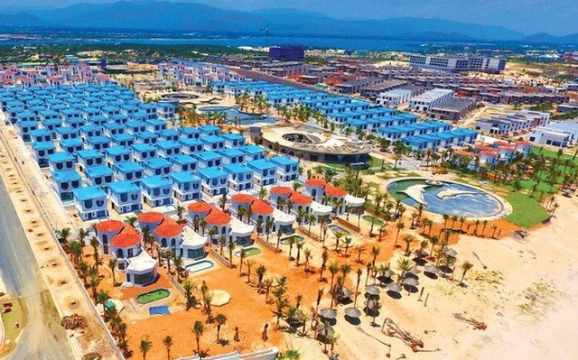 Vào năm 2021, Đầu tư tài sản Koji đã tăng vốn điều lệ từ 180,2 tỷ đồng lên 579,7 tỷ đồng. Trong đó thì phát hành thêm cổ phiếu để trả cổ tức là 1,8 triệu cổ phiếu, chào bán riêng lẻ là 2,11 triệu cổ phiếu, chào bán ra công chúng là 56,04 tỷ đồng (tỷ lệ chào bán ghi nhận là 1:2, giá chào bán là 10.000 đồng/cổ phiếu)