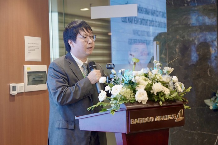 
Ông Nguyễn Minh Hải, cựu Tổng Giám đốc Hãng hàng không Bamboo Airways&nbsp;đã có đơn xin từ nhiệm chỉ sau chưa đầy hai tháng kể từ ngày chính thức nắm giữ vị trí CEO

