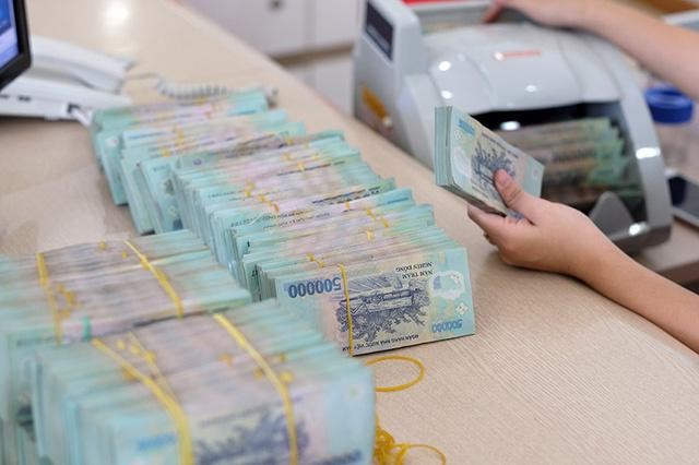 
Chênh lệch lãi suất USD và VND trong tuần trước nới rộng.
