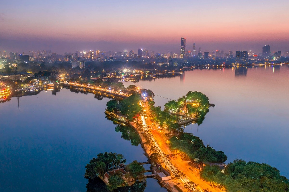
Chính sự hoàn thiện về cơ sở hạ tầng đã giúp cho nhà riêng tại quận Tây Hồ thu hút nhiều người
