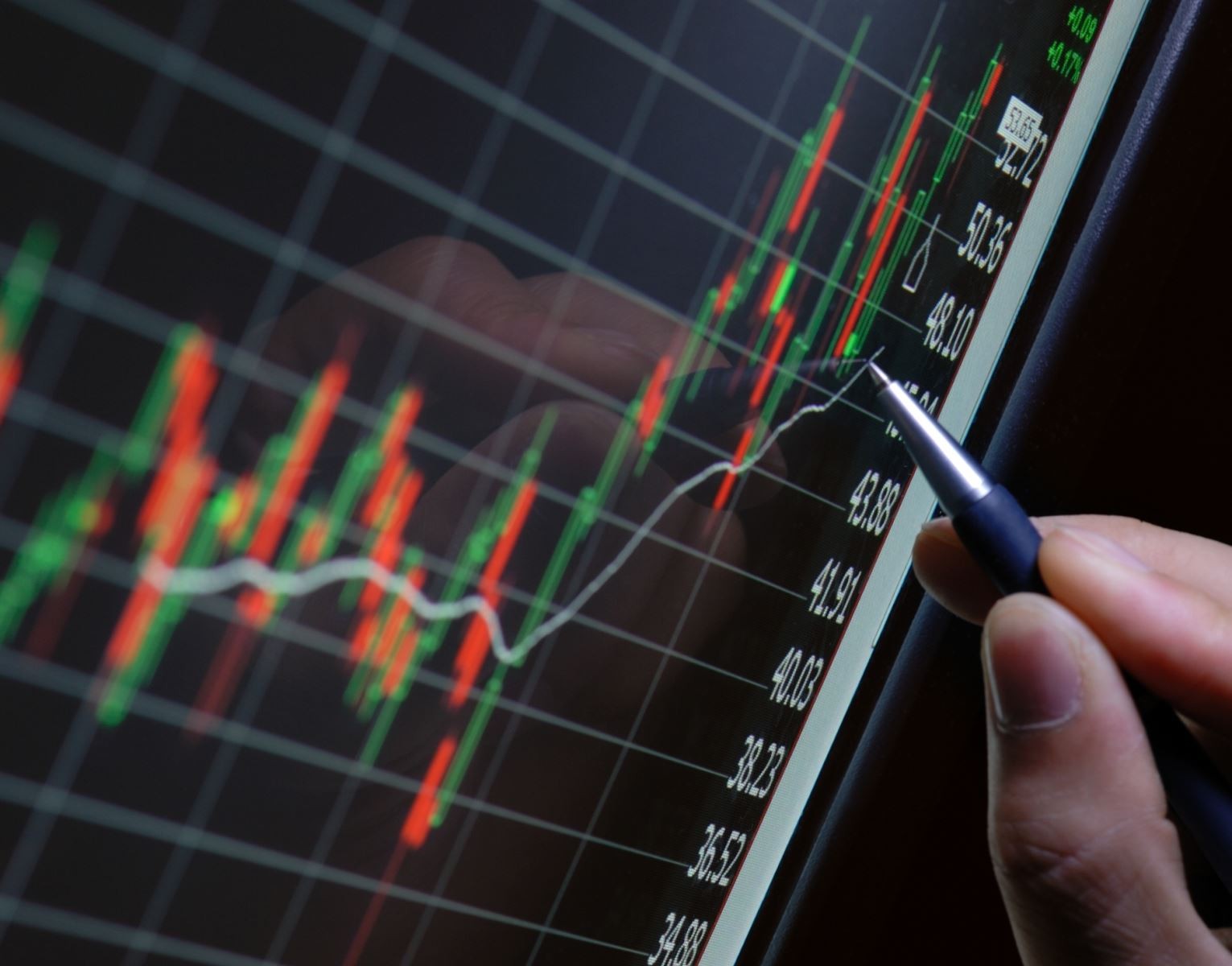 
Giá trần và giá sàn sẽ có những điểm khác nhau nhưng vẫn cần phải hết sức chú ý để phân biệt
