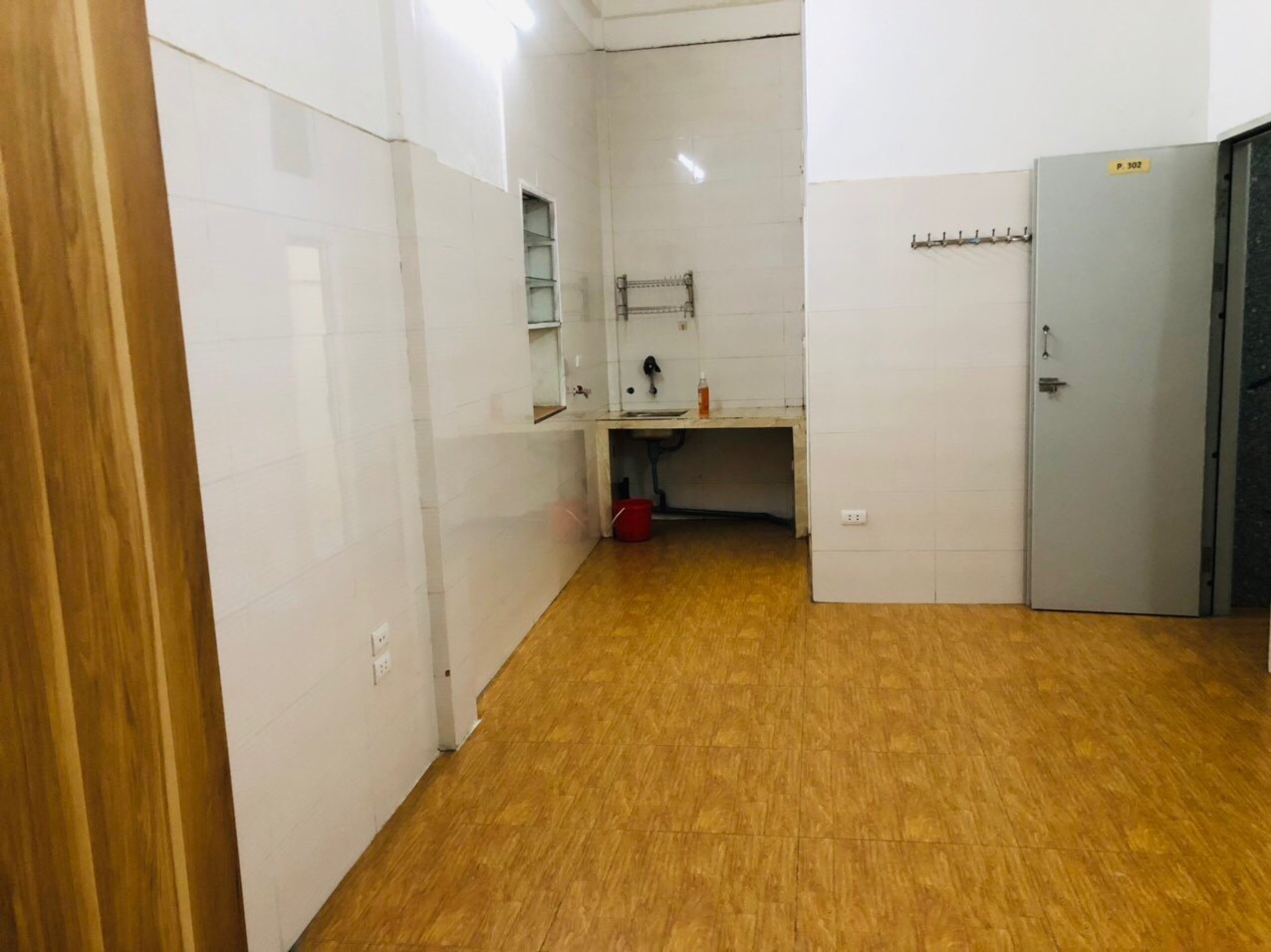 Với mỗi loại hình thuê phòng sẽ tồn tại những ưu, nhược điểm khác nhau