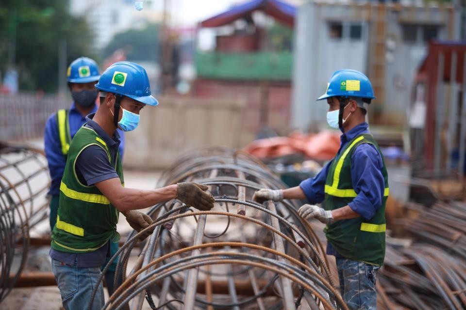 
Không chỉ lo ngại về đơn hàng hay nguồn vốn, một nỗi lo khác là tình trạng nợ đọng kéo dài
