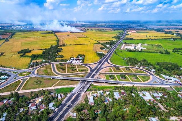 
“Điểm nghẽn” về hạ tầng giao thông ở Đồng bằng sông Cửu Long sẽ được tháo gỡ góp phần tạo cơ hội cho kinh tế và bất động sản khu vực&nbsp;
