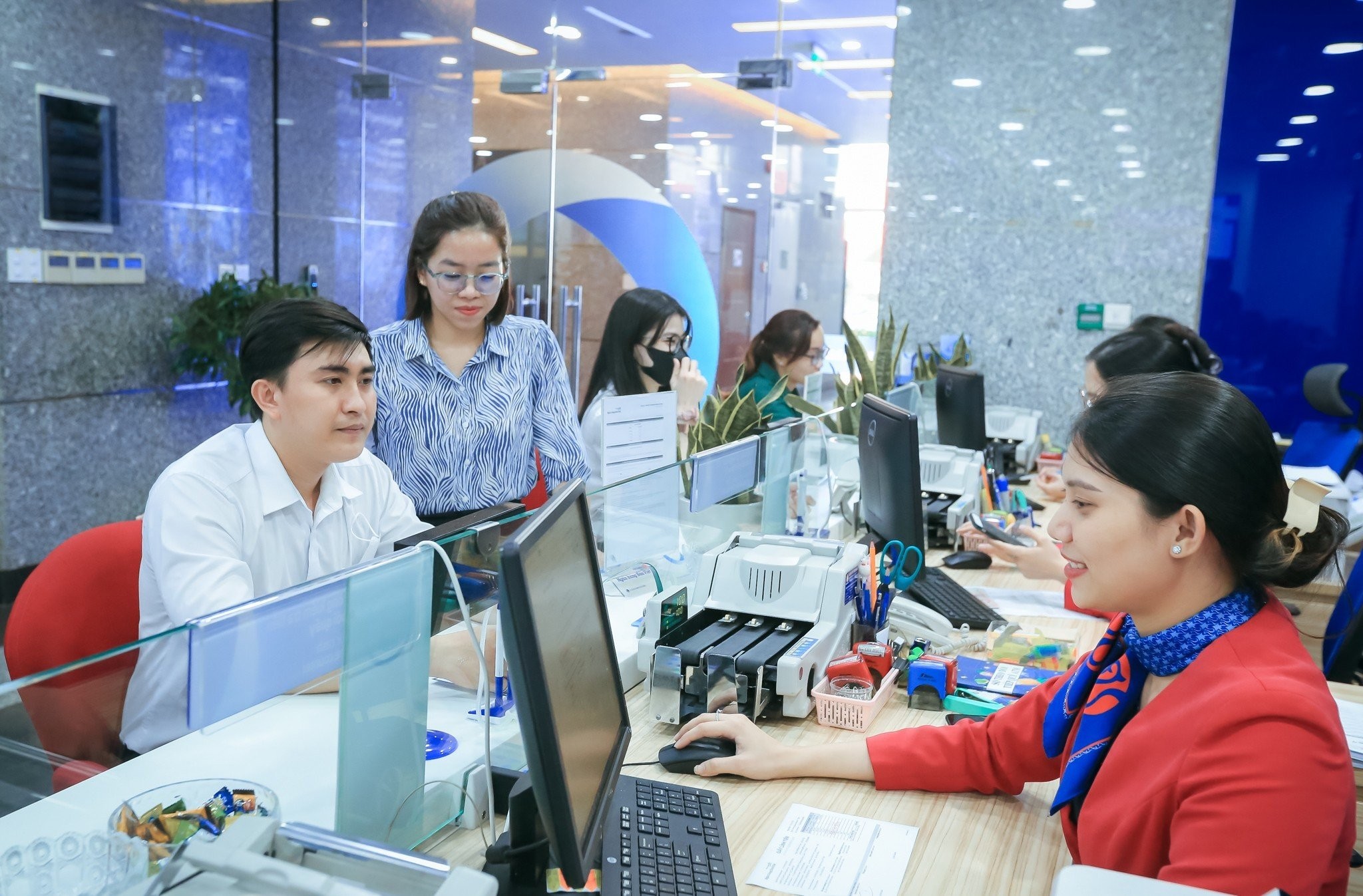 Khi tham gia đầu tư chứng chỉ tiền gửi thì nhà đầu tư sẽ được hưởng một số quyền lợi và cách chuyển nhượng cũng đơn giản