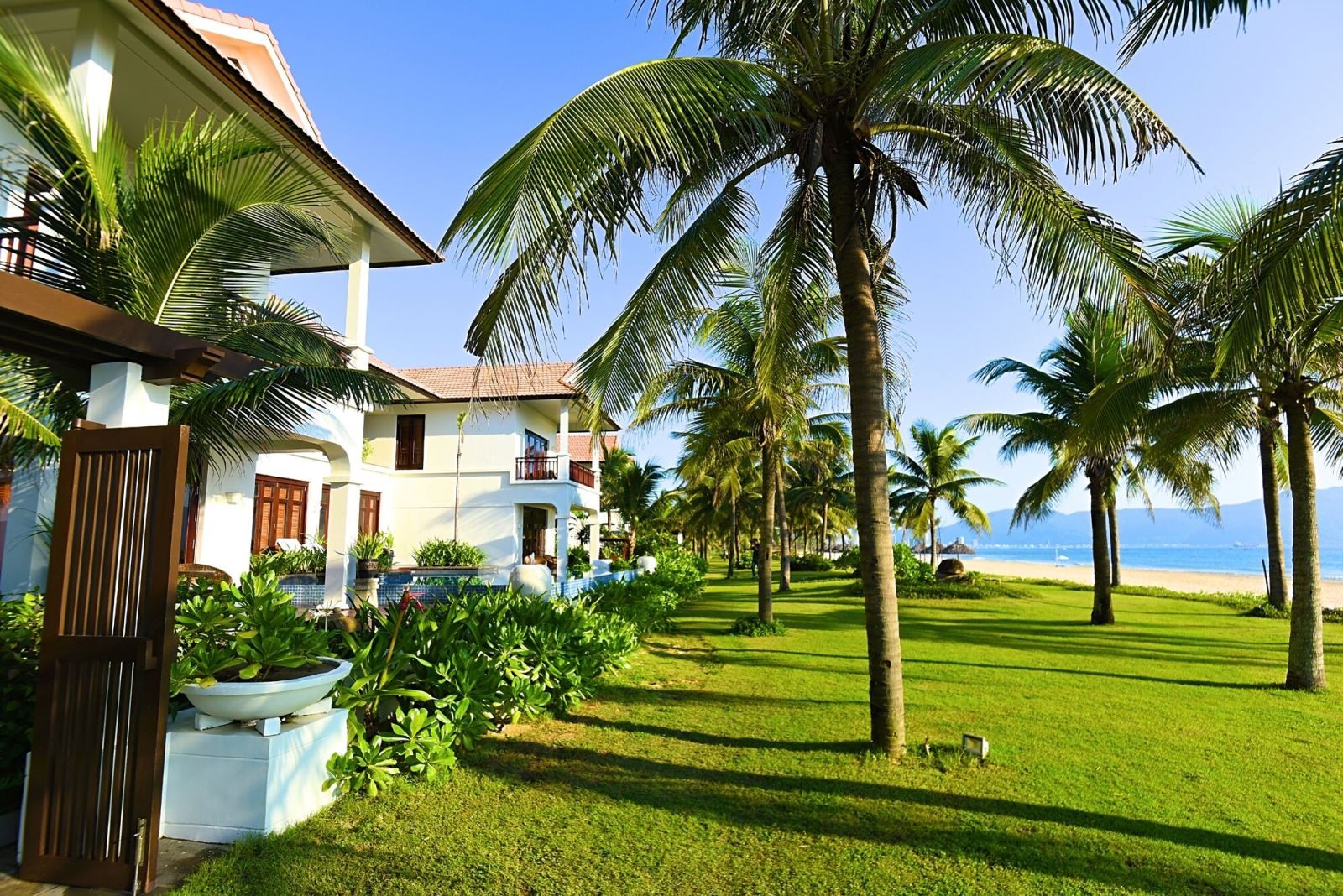 
Bất động sản du lịch, nghỉ dưỡng là một lĩnh vực mới phát triển tại Việt Nam, có tiềm năng và triển vọng phát triển khá tích cực
