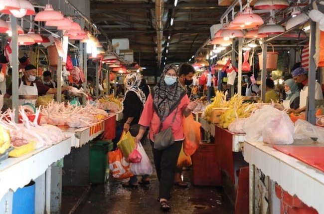 
Một khu chợ bán gà ở Kuala Lumpur, Malaysia
