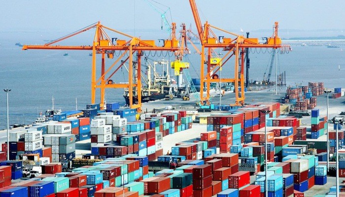
Xuất nhập khẩu của Việt Nam năm 2022 vượt 730 tỷ USD
