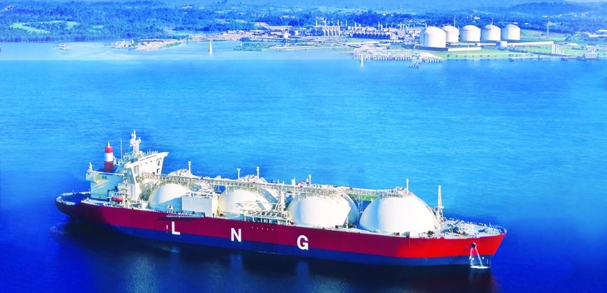 
Các lô hàng khí tự nhiên hóa lỏng LNG dài hạn đã được bán hết trước năm 2026
