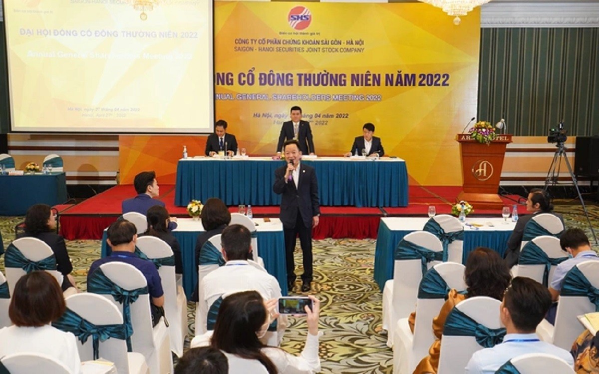 

Vào ngày 27/4/2022, Công ty Cổ phần Chứng khoán Sài Gòn – Hà Nội (SHS) đã tổ chức Đại hội cổ đông thường niên năm 2022
