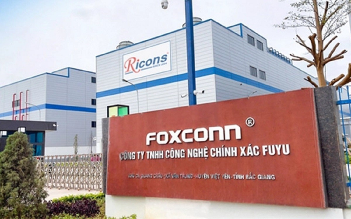 
Foxconn Technology Group hay phổ biến hơn là Foxconn tên đầy đủ là Hon Hai Precision Industry Co., Ltd. - có tên đầy đủ là một nhà sản xuất hợp đồng điện tử đa quốc gia của Đài Loan có trụ sở chính được đặt tại Thổ Thành, Thành phố. Tân Bắc, Đài Loan
