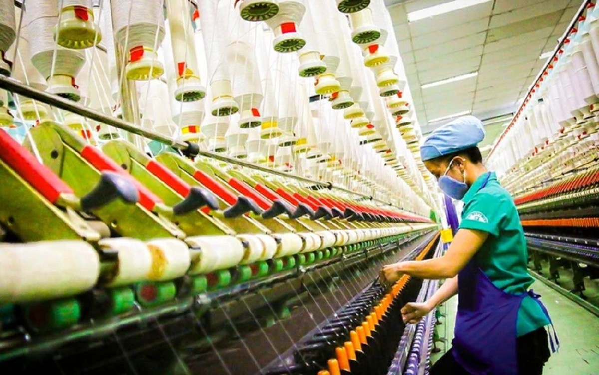 
Trong 8 tháng đầu năm 2022, ngành dệt may tăng trưởng tốt nhờ tận dụng được cơ hội thị trường cùng các chính sách điều tiết vĩ mô
