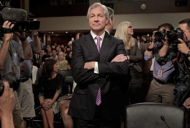Jamie Dimon được coi là một trong các nhà lãnh đạo ngân hàng hàng đầu ở trên thế giới và JPMorgan Chase chính là ngân hàng lớn nhất tại Mỹ