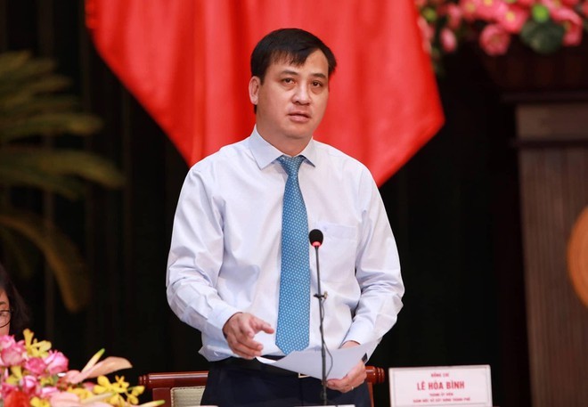 
Ông Bình có trình độ chuyên môn kỹ sư xây dựng, thạc sĩ kỹ thuật và cao cấp lý luận chính trị
