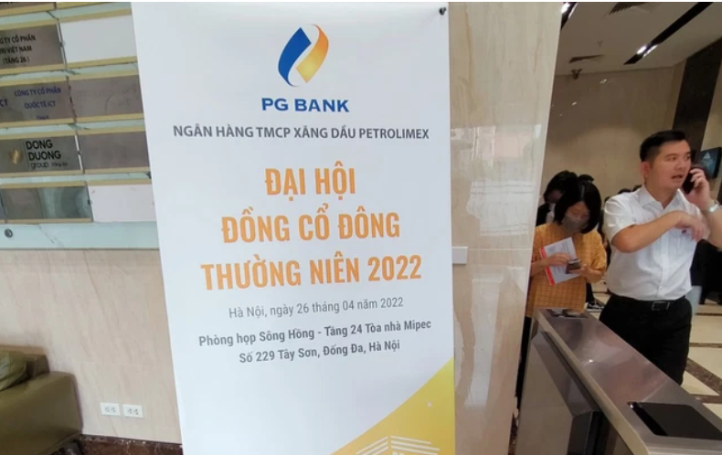 
Sáng 26/4/2022, Ngân hàng TMCP Xăng dầu Petrolimex (PG Bank – Mã: PGB) đã tổ chức đại hội đồng cổ đông (ĐHĐCĐ) thường niên năm 2022 tại Hà Nội theo hình thức trực tuyến

