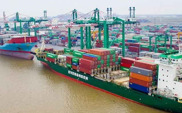 
Mức cổ tức năm 2021 của Viconship đã được cổ đông thông qua bao gồm 5% tiền mặt trên vốn điều lệ cũ (551 tỷ đồng) cùng với 10% cổ phiếu theo vốn điều lệ hiện tại (là 1.102 tỷ đồng). Ảnh minh họa
