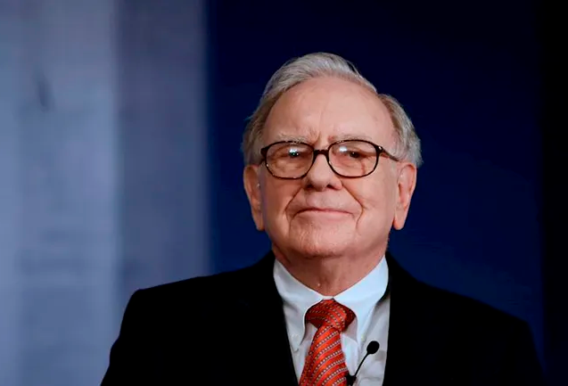 
Tỷ phú Warren Buffett thường được gọi là “Huyền thoại đến từ Omaha” hay “Hiền tài xứ Omaha”, nổi tiếng do sự kiên định trong triết lý đầu tư theo giá trị cũng như lối sống tiết kiệm dù sở hữu khối tài sản khổng lồ

