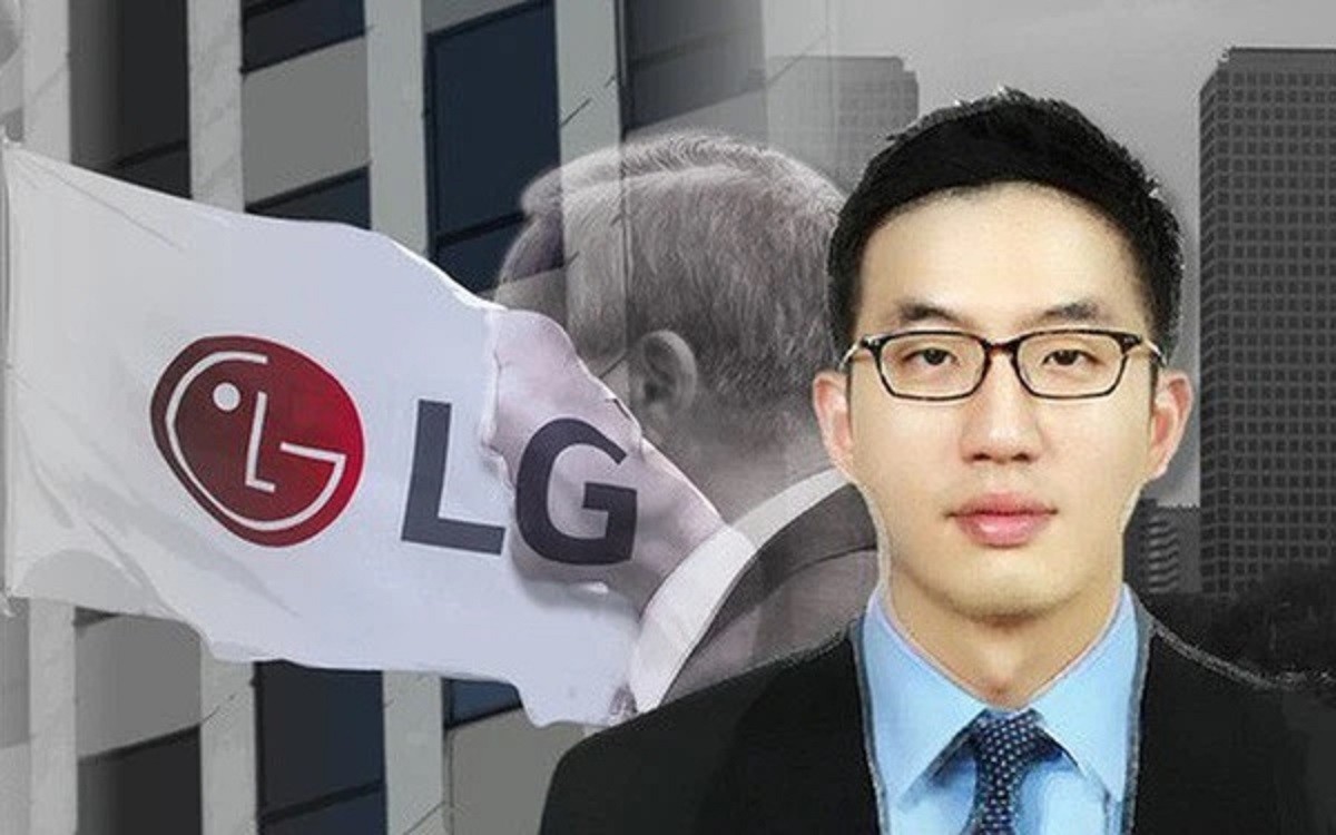 
Trên cương vị là Chủ tịch Tập đoàn LG, Koo Kwang-mo đã trở thành lãnh đạo thế hệ thứ tư của Tập đoàn gia đình
