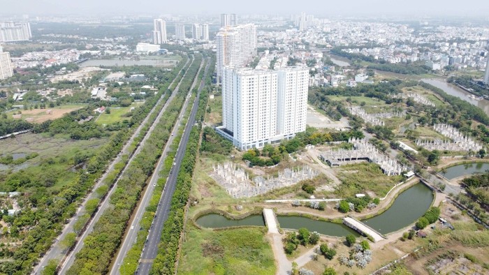 Chứng khoán VnDirect ước tính có khoảng 37.642 tỷ đồng, so với cùng kỳ năm ngoái tăng 306%