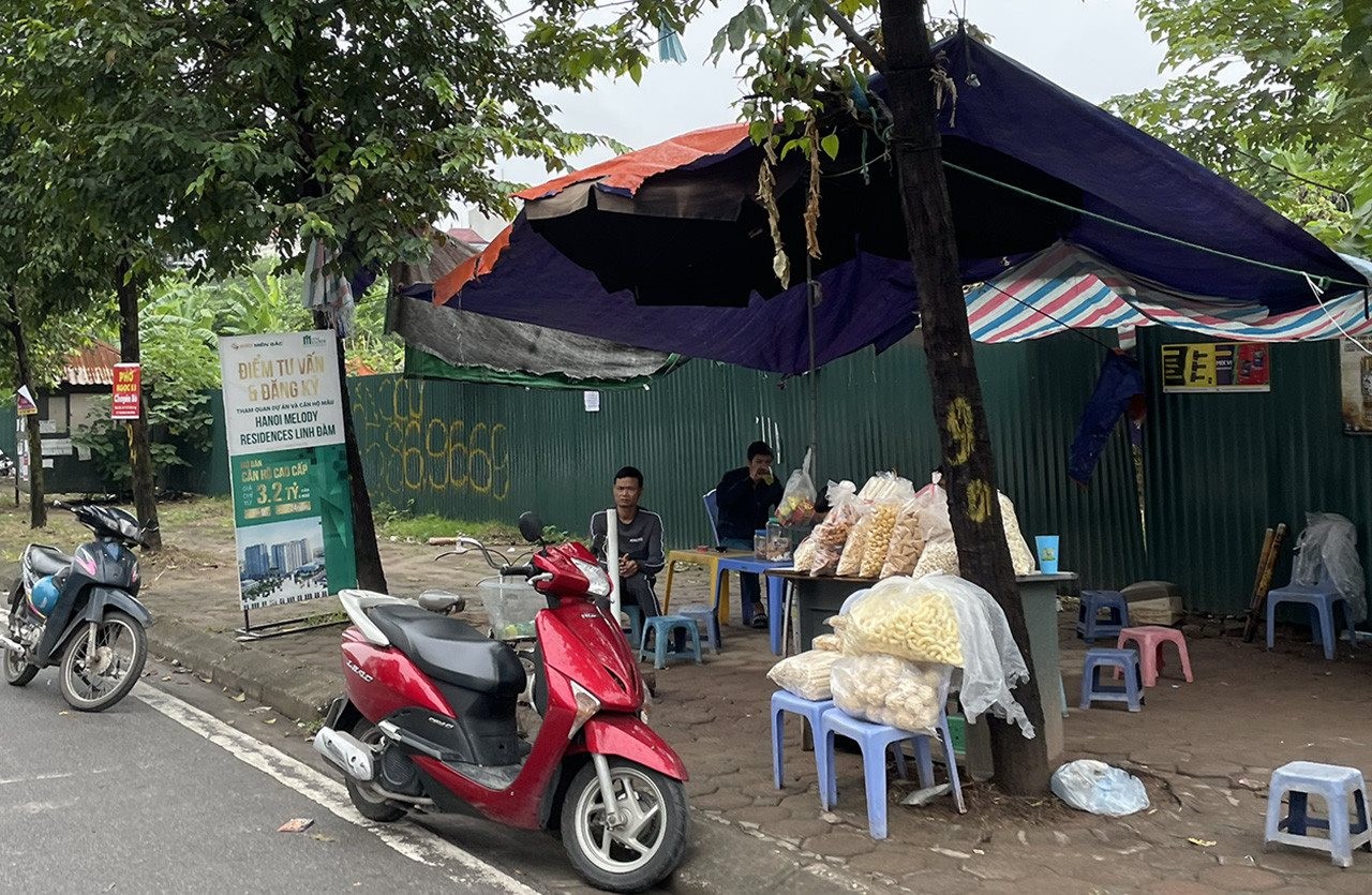 
Hiện tượng sụt giảm số lượng môi giới bất động sản đã trở thành làn sóng càn quét trên quy mô rộng khắp các địa phương trên cả nước và tình trạng vô cùng báo động
