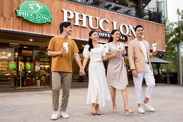 Những cửa hàng flagship (đại diện thương hiệu) của Phúc Long cũng đã mang đến hiệu quả kinh tế, trong đó thì biên EBITDA (lợi nhuận trước thuế và khấu hao, lãi vay) cấp cửa hàng cũng như công ty lần lượt đạt mức 31% và 24%