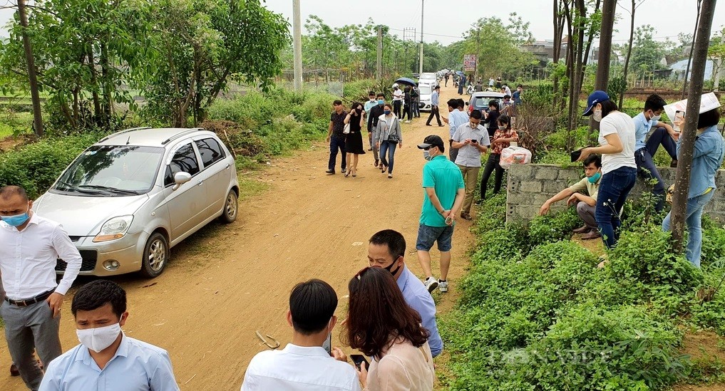 
Mọi người, mọi chủ thể và mọi cá nhân đều dễ dàng tham gia vào nghề môi giới bất động sản

