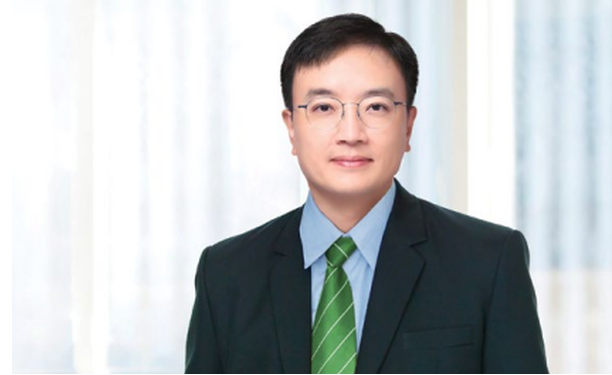 
Vị chủ tịch này sinh năm 1974 và là đại diện của nhóm cổ đông lớn Hàn Quốc, được bầu làm chủ tịch Traphaco nhiệm kỳ 2021-2025 kể từ ngày 7/4/2021 thay cho bà Vũ Thị Thuận đã nghỉ chế độ
