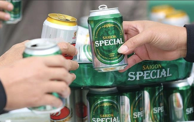 
Báo cáo tài chính của Tổng công ty cổ phần Bia – Rượu – Nước giải khát Sài Gòn (Sabeco) vừa công bố đã ghi nhận doanh thu hơn 10.100 tỷ đồng trong quý 4/2022, so với 3 quý đầu năm đã tăng lên mạnh mẽ
