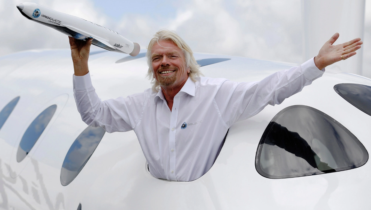 
Sau đó, hãng hàng không của Richard Branson đã nhận được những chứng nhận cần thiết, chuyến bay đầu tiên của Virgin từ Gatwick đến Newark cũng đã thuận lợi thành công
