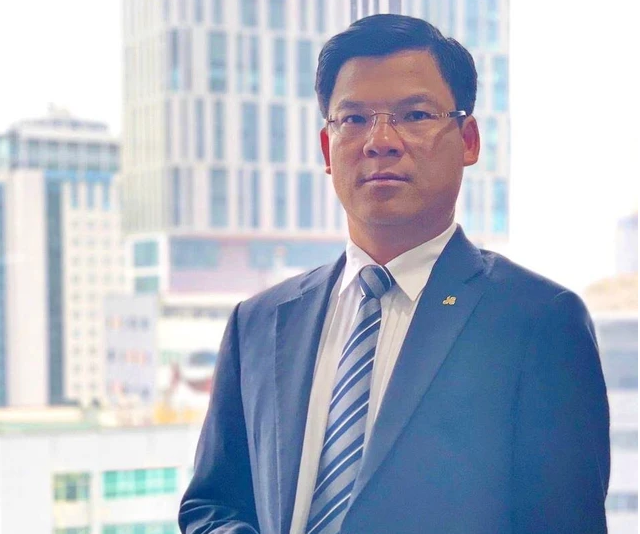 
Tân Tổng Giám đốc Lê Văn Nam cũng được HĐQT HBC cử làm đại diện phần vốn góp của doanh nghiệp tại CTCP Nhà Hòa Bình - một công ty con trong tập đoàn
