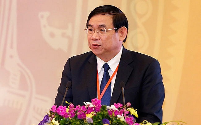 
Ngày 15/11/2018, ông Tú chính thức được bổ nhiệm trở thành Chủ tịch HĐQT Ngân hàng thương mại cổ phần Đầu tư và Phát triển Việt Nam
