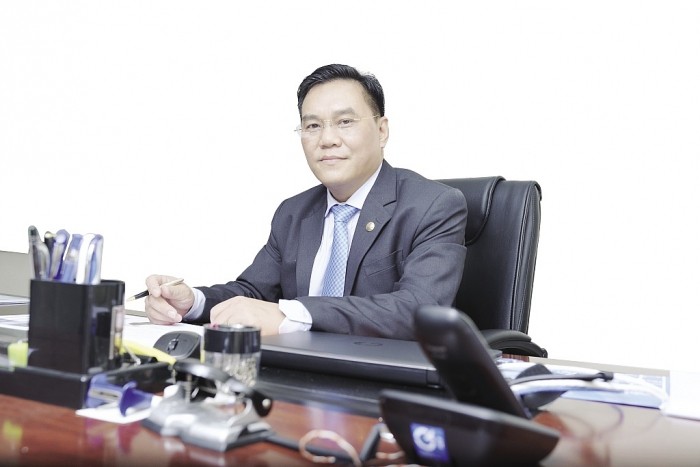 
Thời điểm hiện tại, ông Đỗ Trường Minh đang là thành viên Hội đồng Quản trị Tập đoàn Bảo Việt nhiệm kỳ 2018-2023 (từ ngày 27/6/2018) và Tổng Giám đốc Tập đoàn Bảo Việt (từ ngày 27/6/2018)
