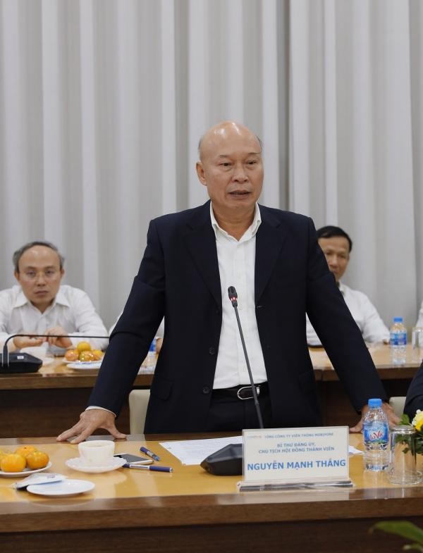
Để thực hiện được mục tiêu, ông Nguyễn Mạnh Thắng đề nghị lãnh đạo các đơn vị lập tức triển khai kế hoạch tới từng cán bộ và nhân viên
