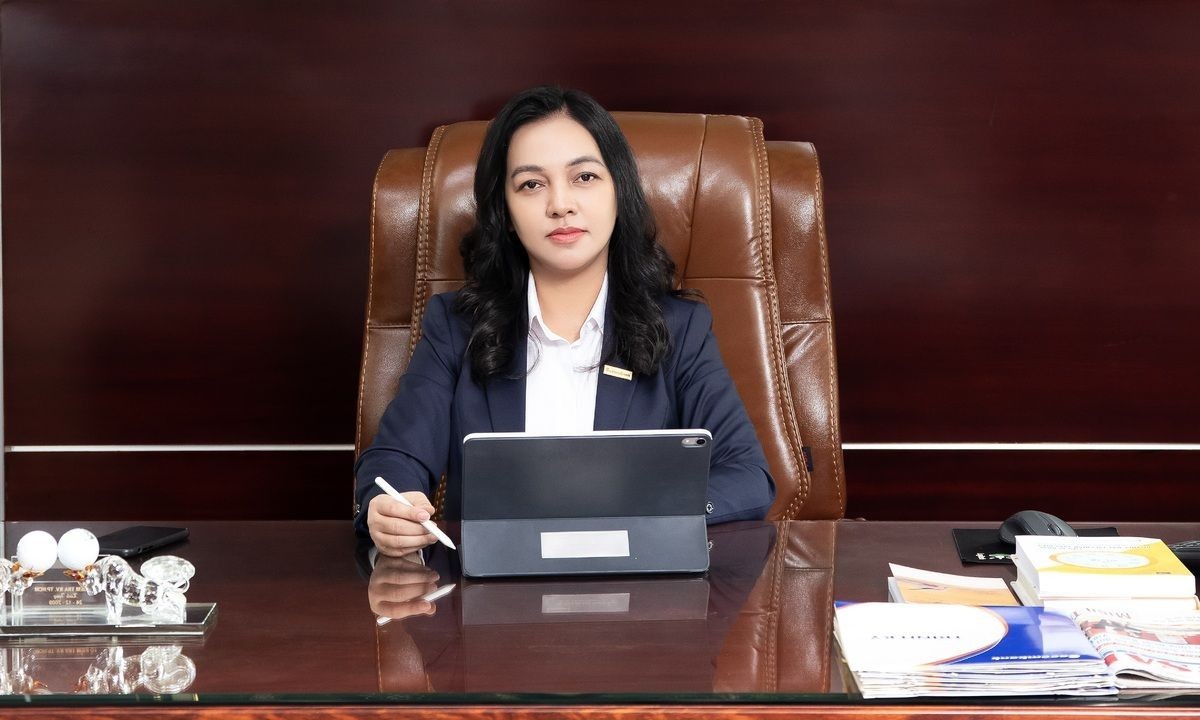 
Khi nhận xét về CEO Nguyễn Đức Thạch Diễm, các cộng sự đều khẳng định bà không chỉ là một người “thuyền trưởng” biết truyền cảm hứng mà còn rất mạnh mẽ và quyết đoán
