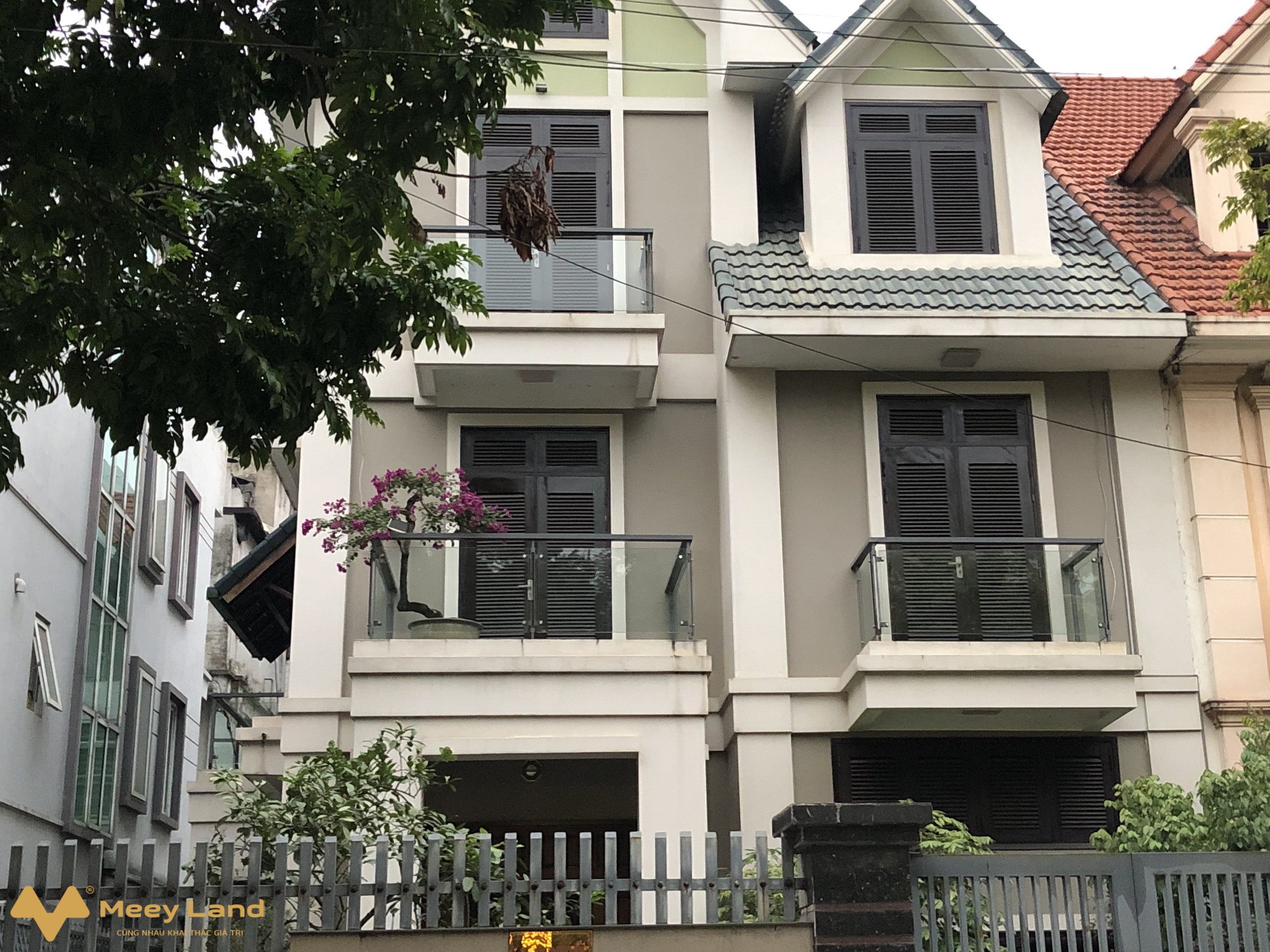 Продаётся дом, 6 спален, 210 м², Hà Đông