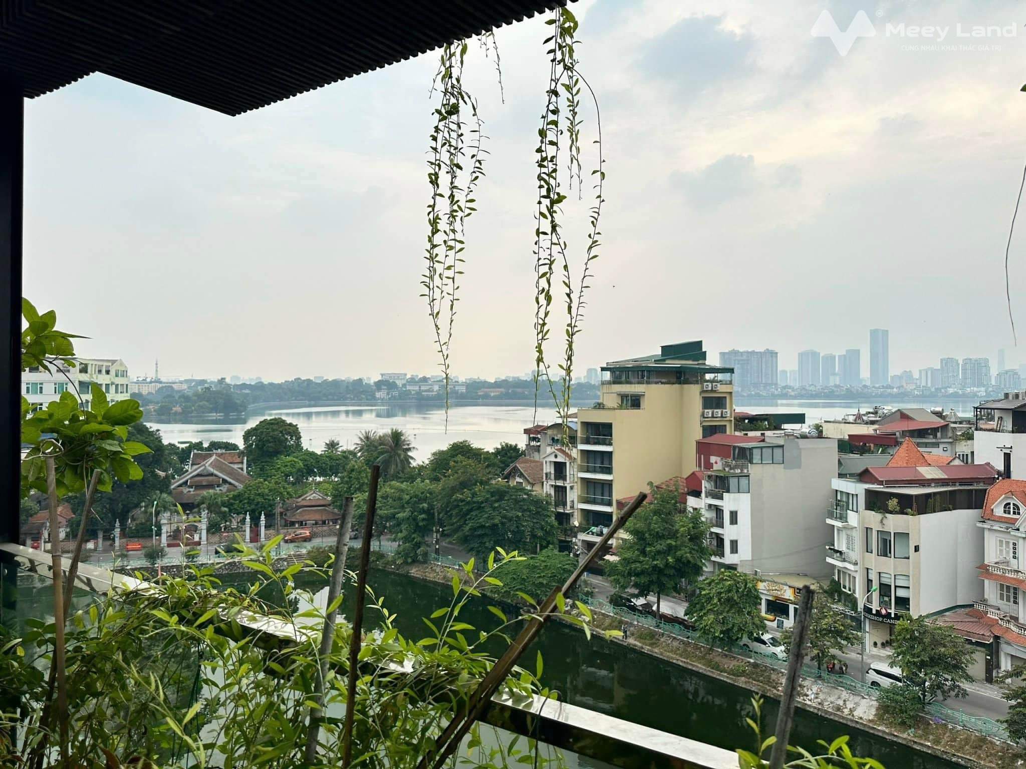 Bán mặt phố Yên Hoa, Tây Hồ, cho thuê 200 triệu/tháng-01