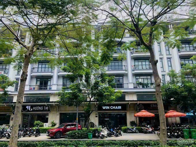 Bán nhà mặt phố tại Đường An Bình, Thủ Đức, Hồ Chí Minh 7 tầng, 180m2