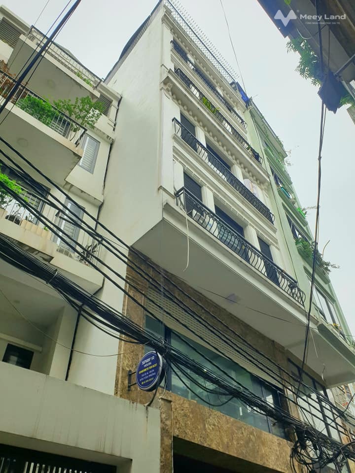 Продаётся дом, 10 спален, 154 м², Tây Hồ