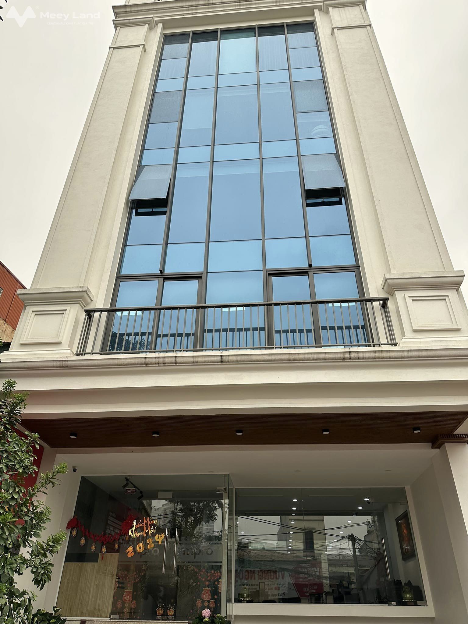 Продаётся дом, 7 спален, 245 м², Tây Hồ