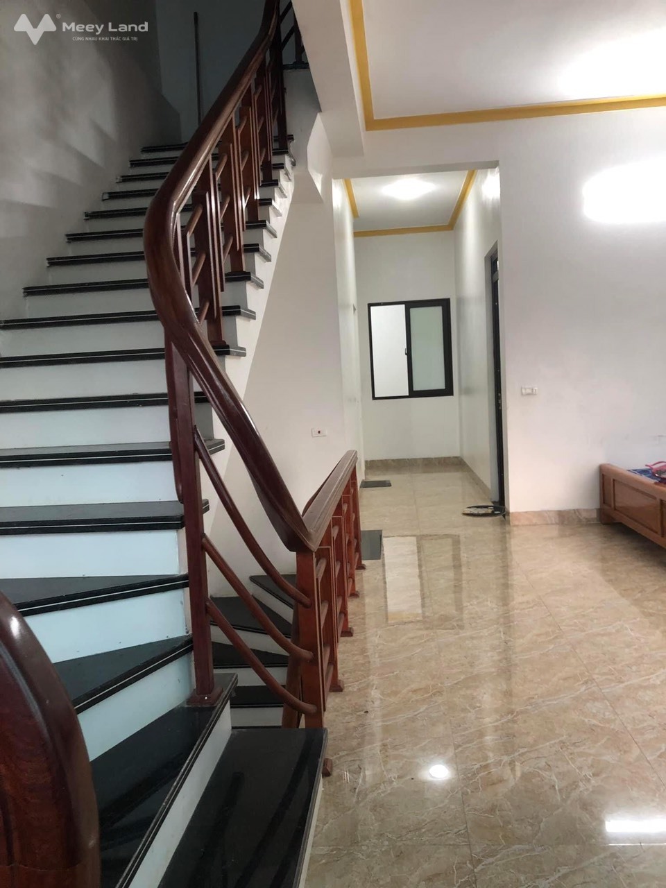 Cho thuê nhà 3 tầng tại khu dịch vụ Hán Lữ, Khai Quang, Vĩnh Yên, giá thuê 8 triệu-02
