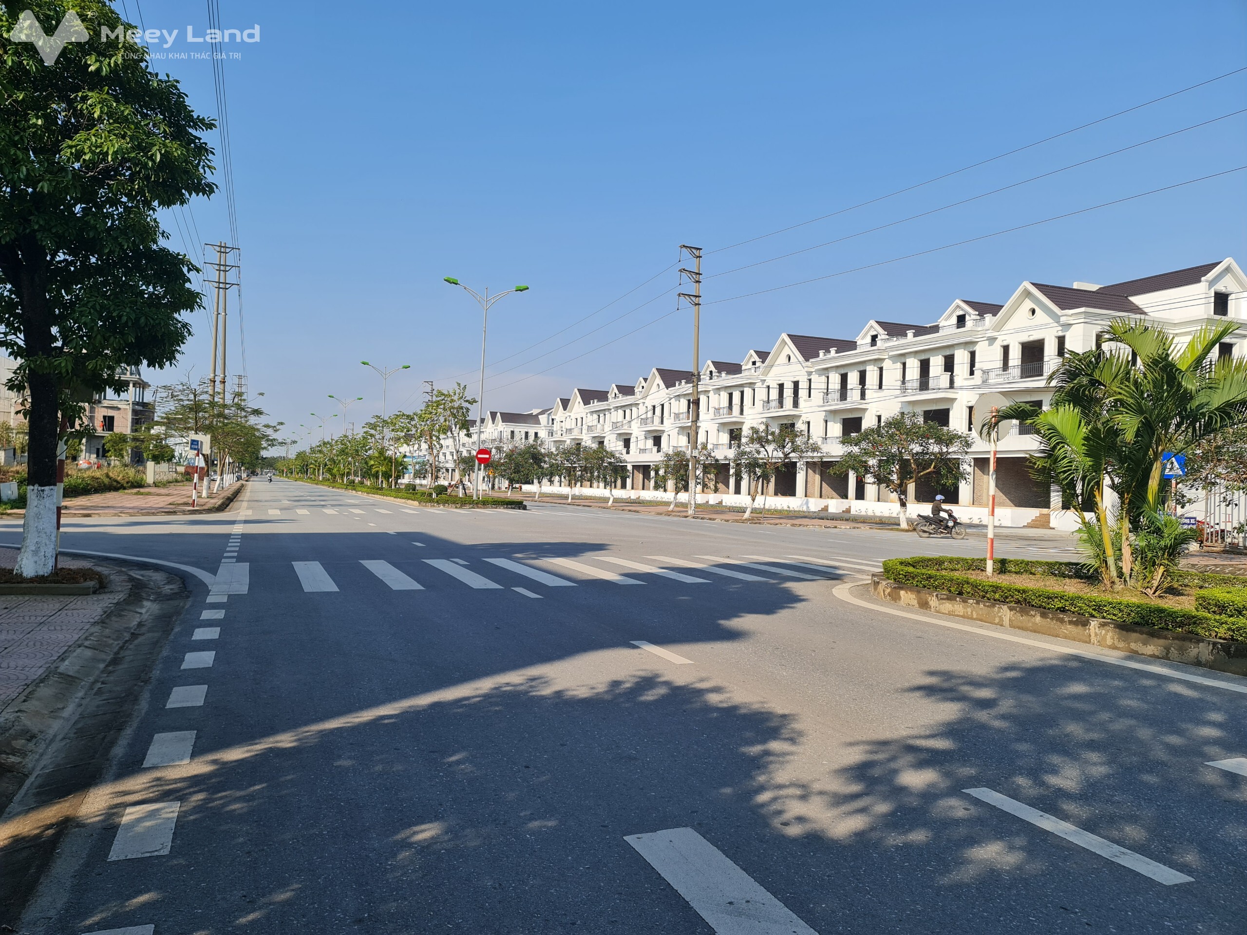 Bán đất kinh doanh rộng 197m2 mặt đường Đinh Tiên Hoàng, Khai Quang, Vĩnh Yên-02