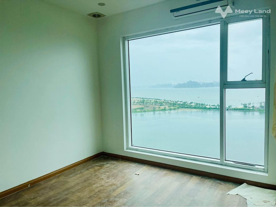 Do chuyển định cư không sử dụng nên cần bán căn hộ 76m2 view biển trung tâm Bãi Cháy, Hạ Long-02
