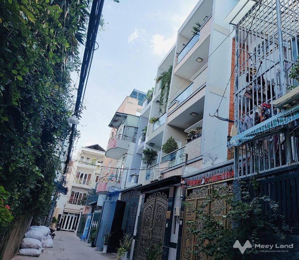 Chủ bán gấp nhà hai mặt hẻm ở đường Trường Chinh, Tân Bình, 74m2, giá chỉ 6,3 tỷ