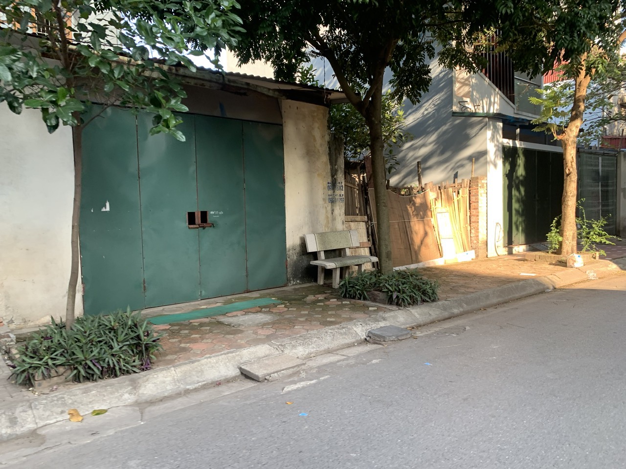 Bán nhà đang cho thuê 12 triệu/tháng mặt phố Nguyễn Văn Hưởng ngay chân chung cư Ruby-01