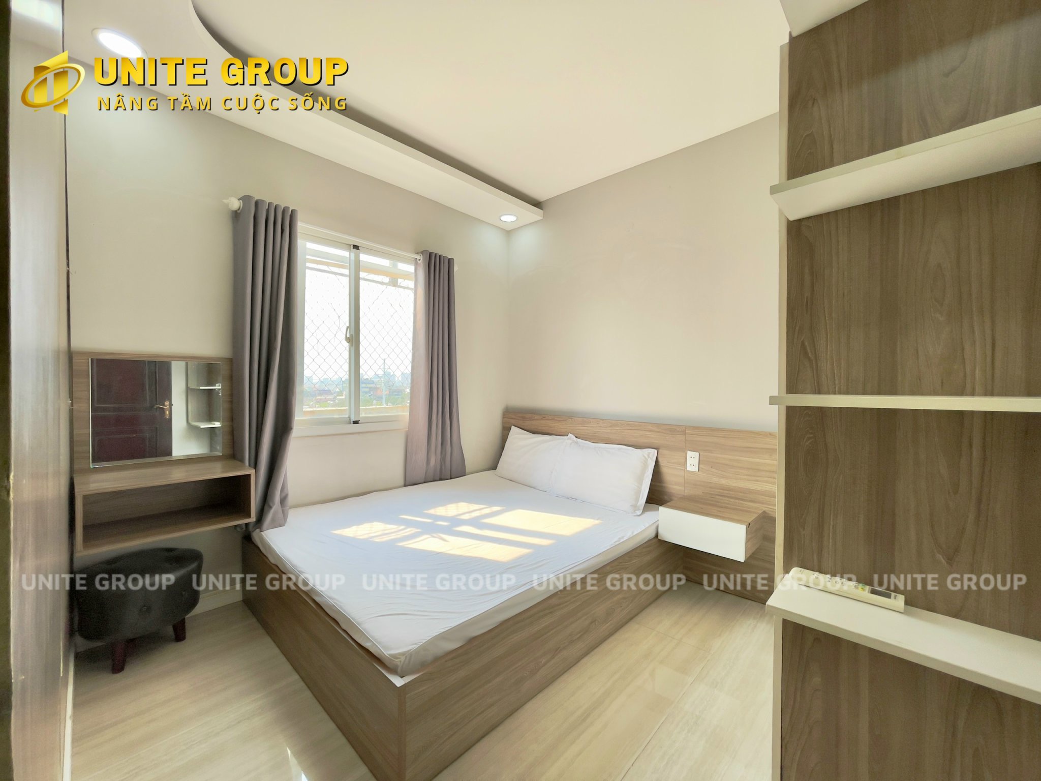 Cho thuê căn hộ 1 phòng ngủ đầy đủ nội thất, ban công gần khu cư xá, Crescent Mall, Cầu tân Thuận Tây-03