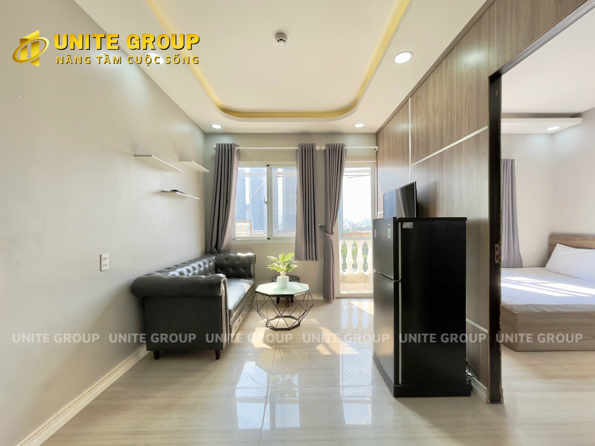 Cho thuê căn hộ 1 phòng ngủ đầy đủ nội thất, ban công gần khu cư xá, Crescent Mall, Cầu tân Thuận Tây-02
