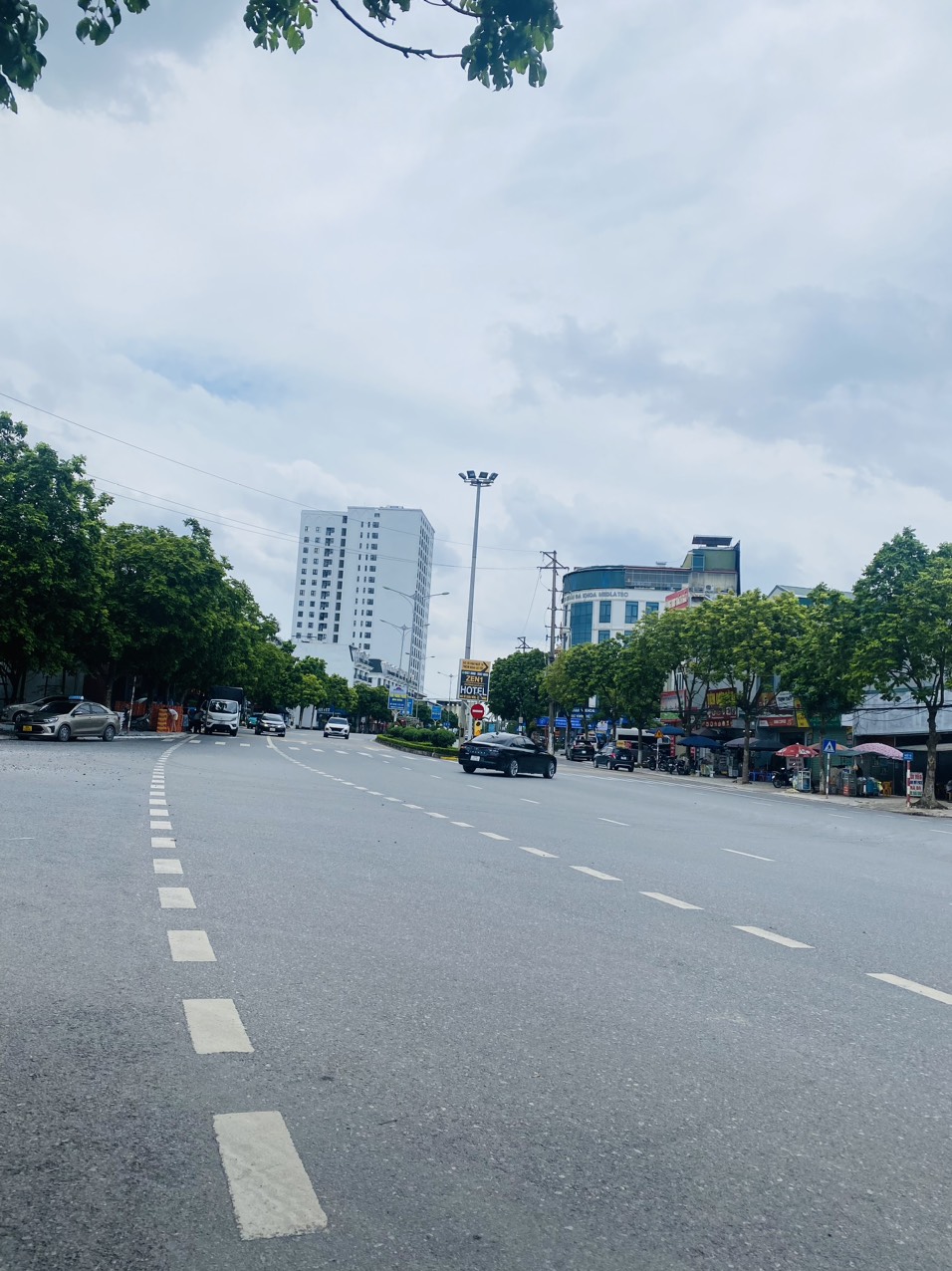Bán nhà lô góc mặt đường Nguyễn Tất Thành, Hán Lữ, Khai Quang, diện tích 150m2-01