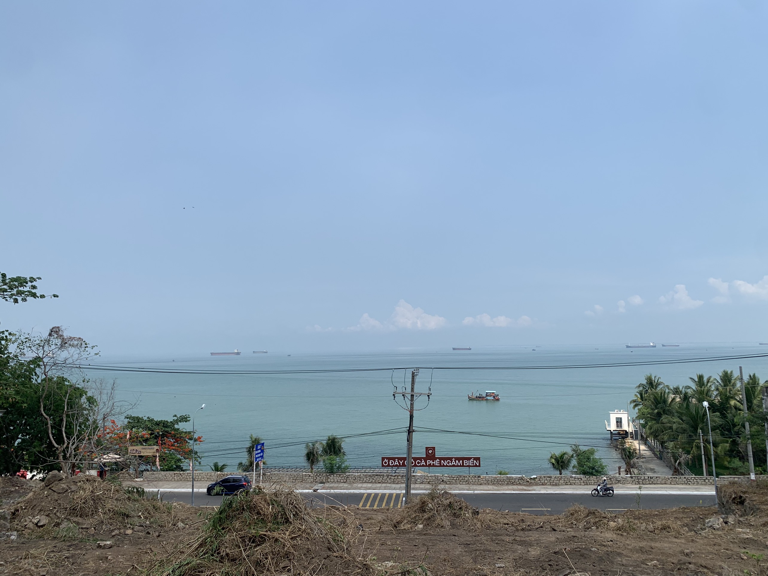 Bán 4800m2 mặt tiền biển Trần Phú đối diện Marina Bay Vũng Tàu 38 triệu/m2