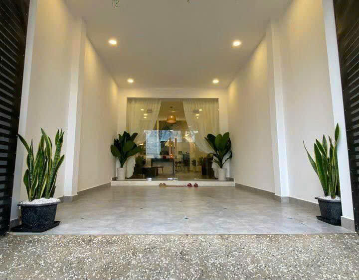 Продаётся дом, 3 спальни, 79 м², Thủ Đức